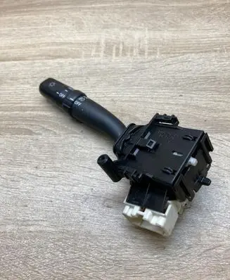 Toyota Avensis Verso Indicator stalk 8414005110 173650