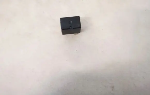Toyota Avensis Verso Other relay 9098702024 90987-02024