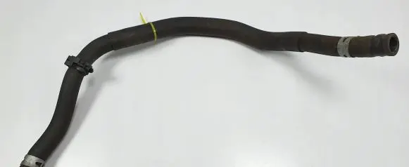 Mazda CX-7 Engine coolant pipe/hose