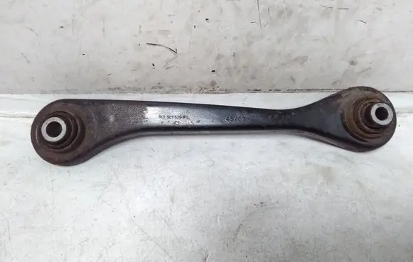 Rear control arm