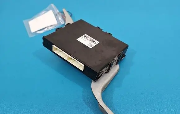 Toyota Verso Central body control module 896900F050 IMPRK1593747