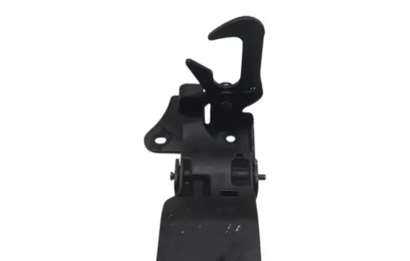 Audi A1 Engine bonnet/hood lock/latch loop/hook 8X0823480A