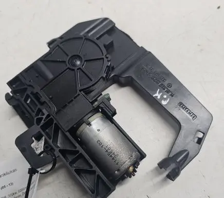 Mercedes-Benz S W221 Seat adjustment motor 0009700026