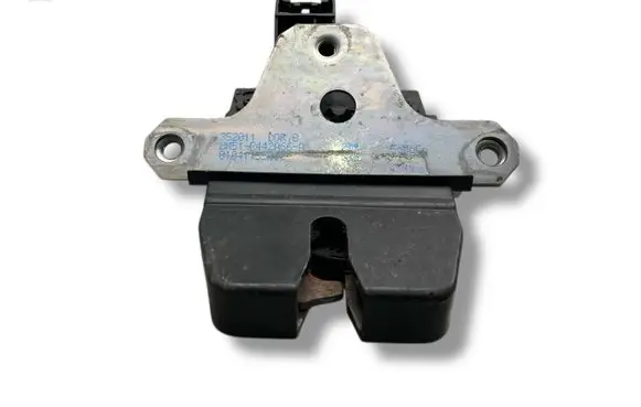 Ford Focus Tailgate/trunk/boot lock/catch/latch 8M51R442A66AC