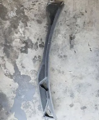 Wiper trim