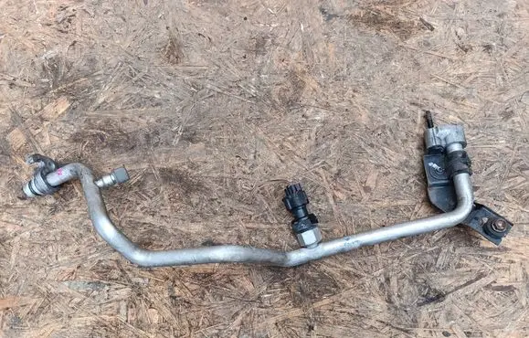 Lexus IS 220D-250-350 Air conditioning (A/C) pipe/hose