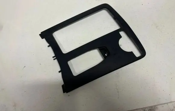 Mercedes-Benz C W204 Other interior part A2046800207 81564 0005033022
