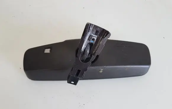 Cadillac CTS Rear view mirror (interior)