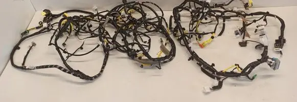 Suzuki Swift IV Front door wiring loom/harness boot MK9