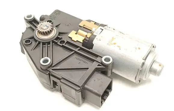 KIA Xceed Sunroof motor/actuator K8210J7000 81679J7900