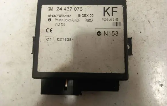 Opel Zafira A Comfort/convenience module 24437076 F005V00155 021838