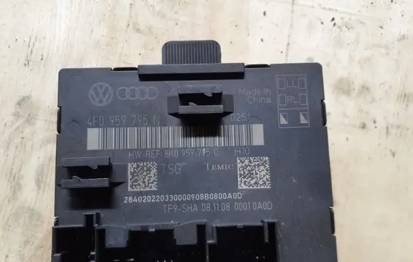 Audi A4 S4 B8 8K Door control unit/module 4F0959795N 8K0959795C