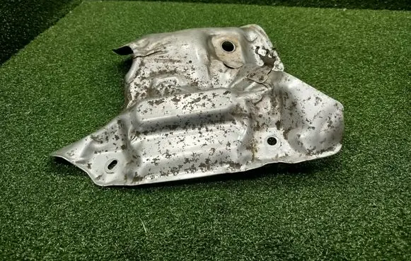 Renault Master III Exhaust heat shield 144509484R