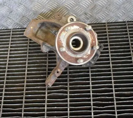 Ford Focus Front wheel hub AV613K170