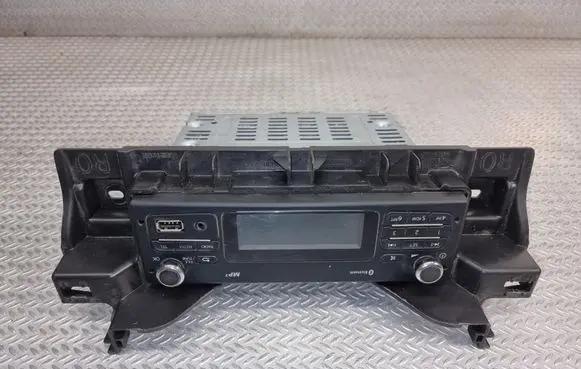 Renault Kangoo II Radio/CD/DVD/GPS head unit 281151545R