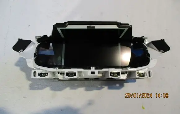 Peugeot 308 Speedometer (instrument cluster) 9835755980