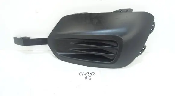 Opel Combo E Front bumper lower grill 9816777880