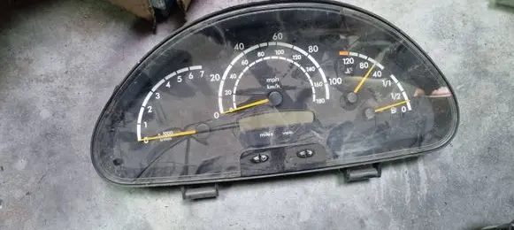 Mercedes-Benz Sprinter W901 W902 W903 W904 Speedometer (instrument cluster) A0014466621 394005