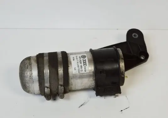 Audi A6 S6 C6 4F Other engine bay part 4F0820189D