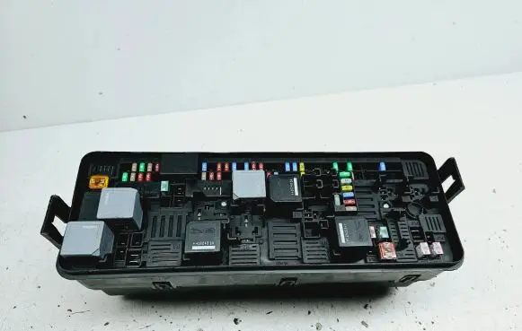 Land Rover Range Rover Sport L494 Fuse module JPLA14N030AB JPLA14K016CC