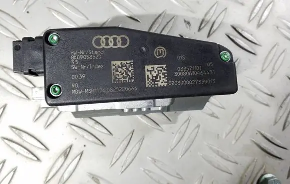 Audi A4 S4 B8 8K Steering wheel lock 8K0905852D 033571101