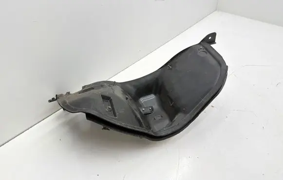Volkswagen Touareg II Heat shield in engine bay 7P6819512C