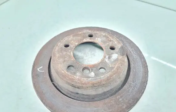BMW 5 E39 Rear brake disc