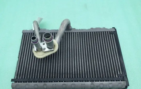 Air conditioning (A/C) radiator (interior)