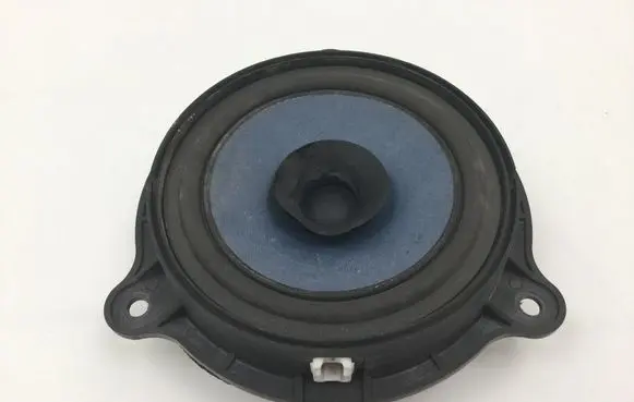 Radio/CD/DVD/GPS head unit