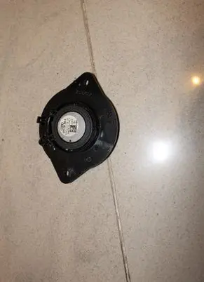 Audi A4 S4 B8 8K Front door high frequency speaker 8T0035399A