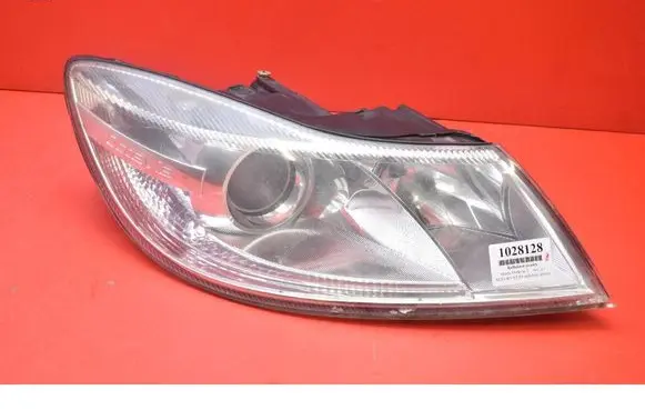 Skoda Octavia Mk2 (1Z) Headlight/headlamp 1Z1941016F