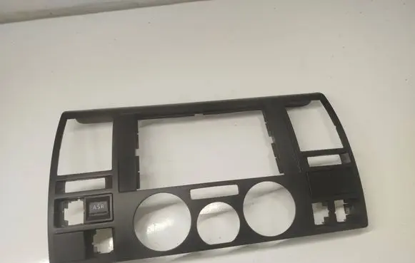 Volkswagen Transporter - Caravelle T5 Radio/GPS head unit trim 7H0857237E