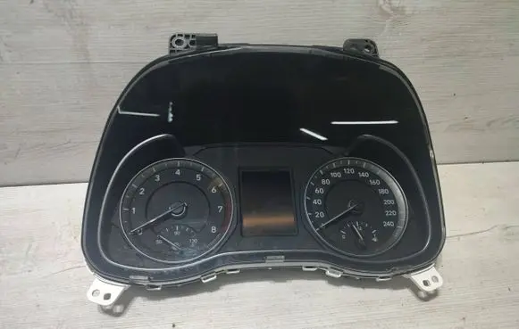 Hyundai Kona I Speedometer (instrument cluster) 94013J9290 170911 1C017E010