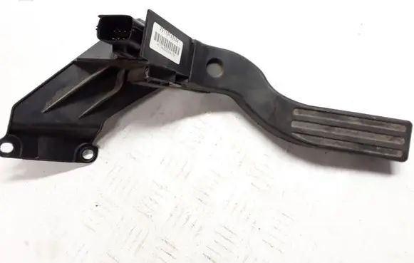 Ford Mondeo Mk III Accelerator throttle pedal 2S719F836DA