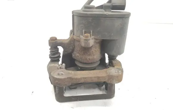 Volvo V70 Rear brake caliper 32332594E