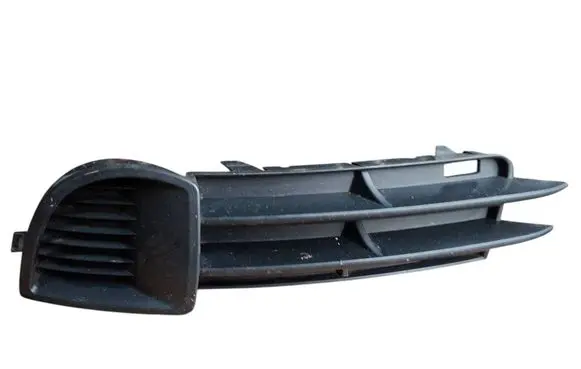 Audi A3 S3 8P Front bumper lower grill 8P4807681A