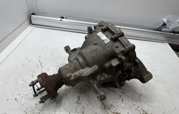 Ford Mustang VI Rear differential FR3W4200HA 883L15S550A 14111T105A30768