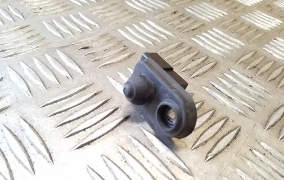 Mitsubishi Outlander Front door sensor 