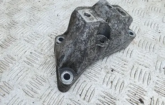 Audi TT Mk1 Engine mounting bracket 1J0199117AK