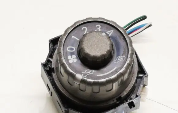 Interior fan control switch