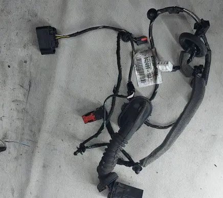 Ford Kuga I Rear door wiring loom 7m5t14240