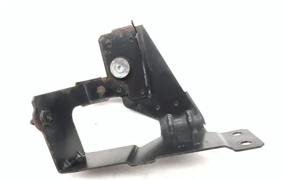 Maserati Ghibli ABS pump bracket B430