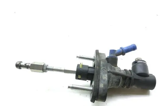 Clutch master cylinder