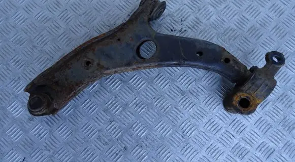 Mazda 3 III Front lower control arm/wishbone