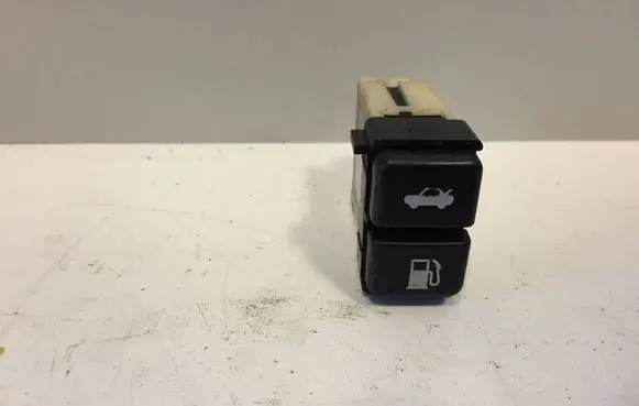 Lexus IS 220D-250-350 Fuel tank opening switch 156726