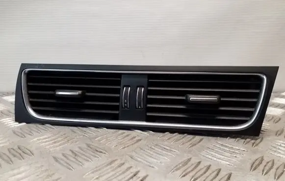 Audi A5 Sportback 8TA Dash center air vent grill 8T2820951E