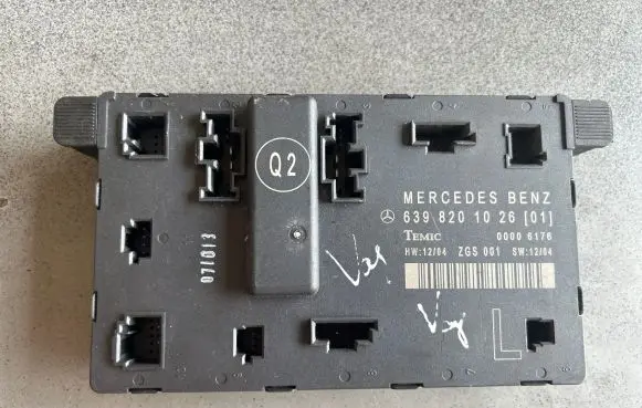 Mercedes-Benz Vito Viano W639 Door control unit/module 6398201026
