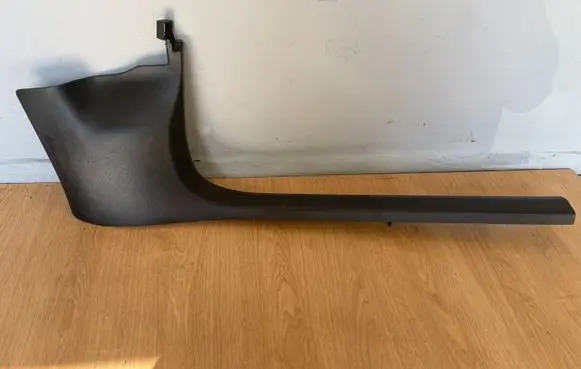 Audi A4 S4 B7 8E 8H Front sill trim cover 8E0867272
