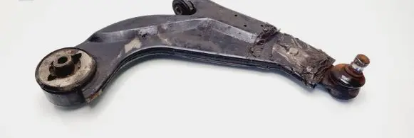 Ford Mondeo Mk III Front lower control arm/wishbone