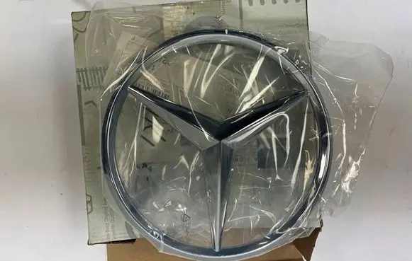 Mercedes-Benz E W238 Manufacturer badge logo/emblem A0008176007